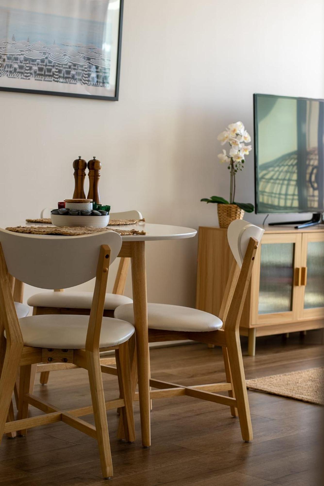 Glenelg Oasis, Pool, Gym, Spa & Sauna, Free Parking, City Views 외부 사진
